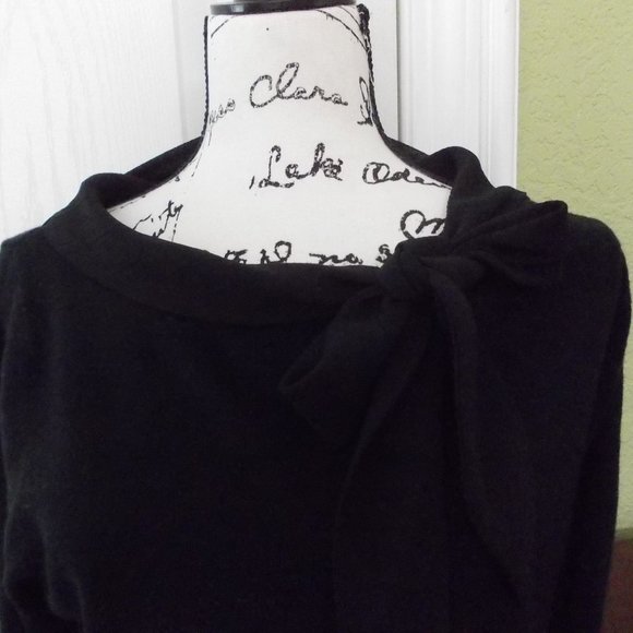 Vision Apparel Sweater with Necktie XL - Picture 3 of 4